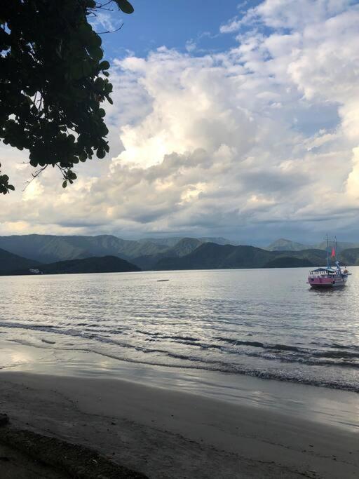 Aconchegante No Itagua, Ar Nos 2 Quartos